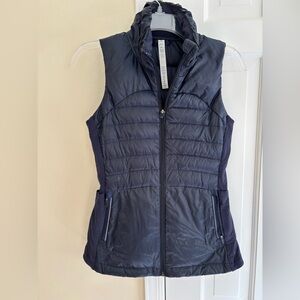 Lululemon Athletica Navy Blue Quilted Puffer Vest. Like new!